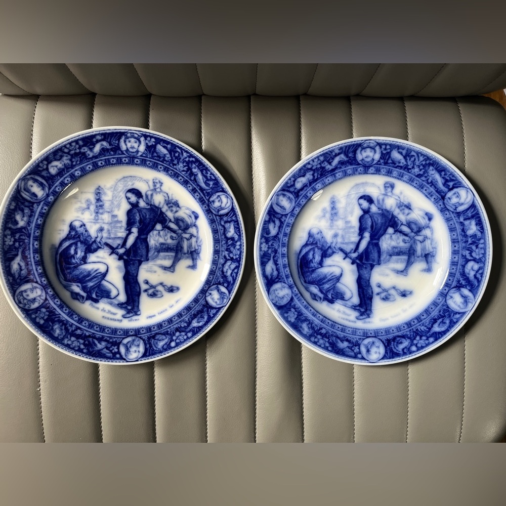 Set of 2 Ivanhoe Antique collectors plates : Isaac Josiah